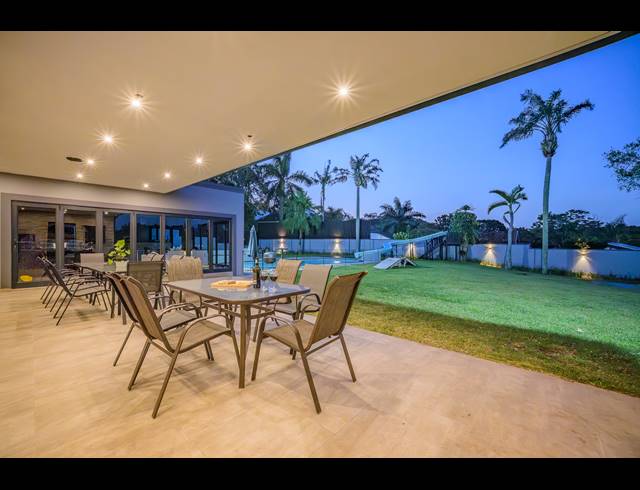 4 BEDROOM FREEHOLD FOR SALE IN COWIES HILL